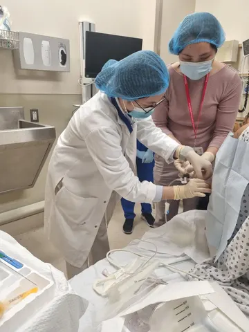 Dr. Jiwon Park PGY1 
thoracentesis