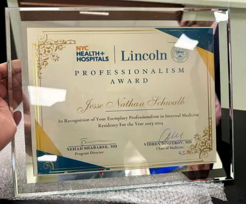 Professionalism Award PGY 1 Dr Jesse Schwalb